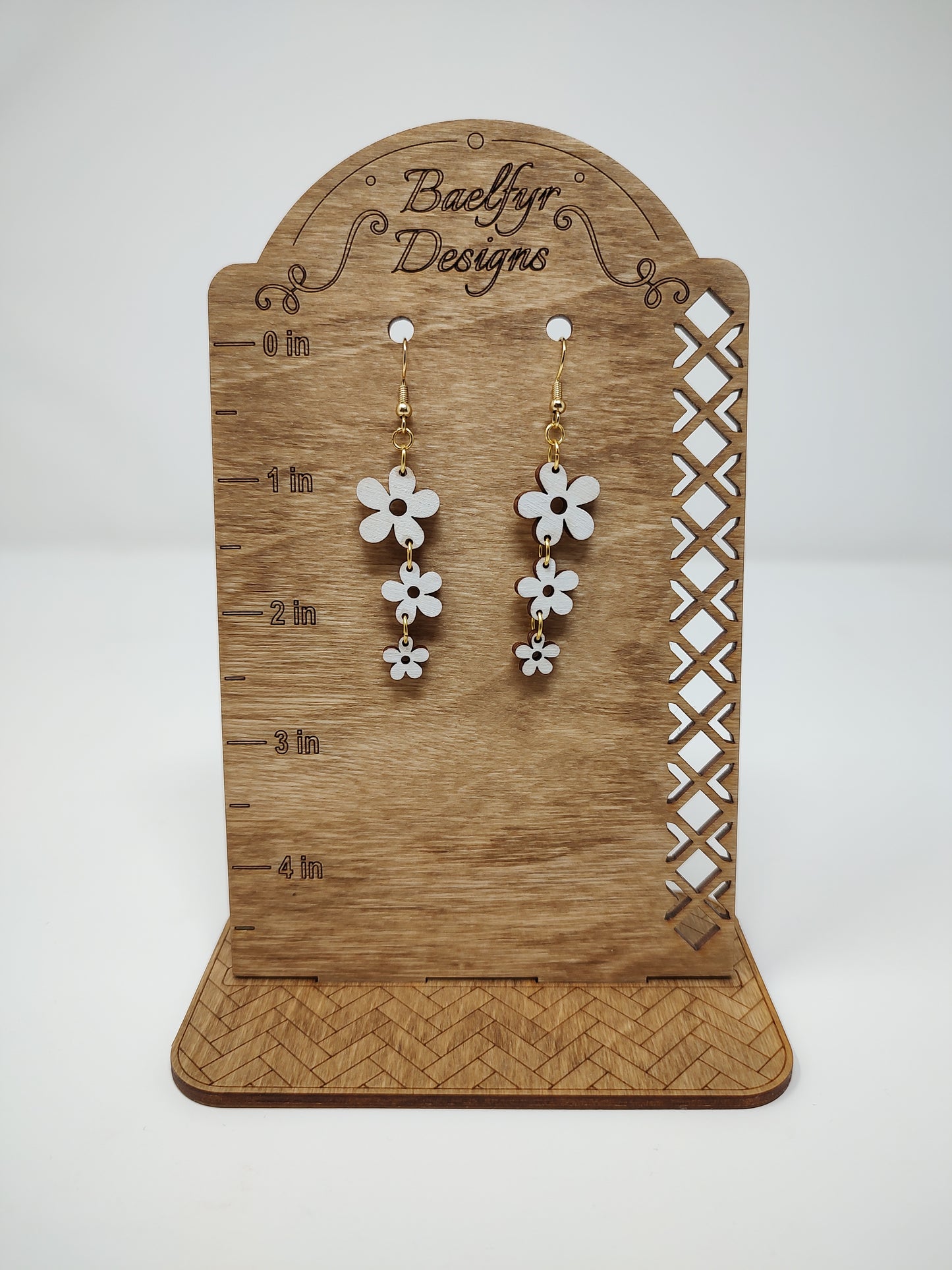 Chain of Daisies Earrings