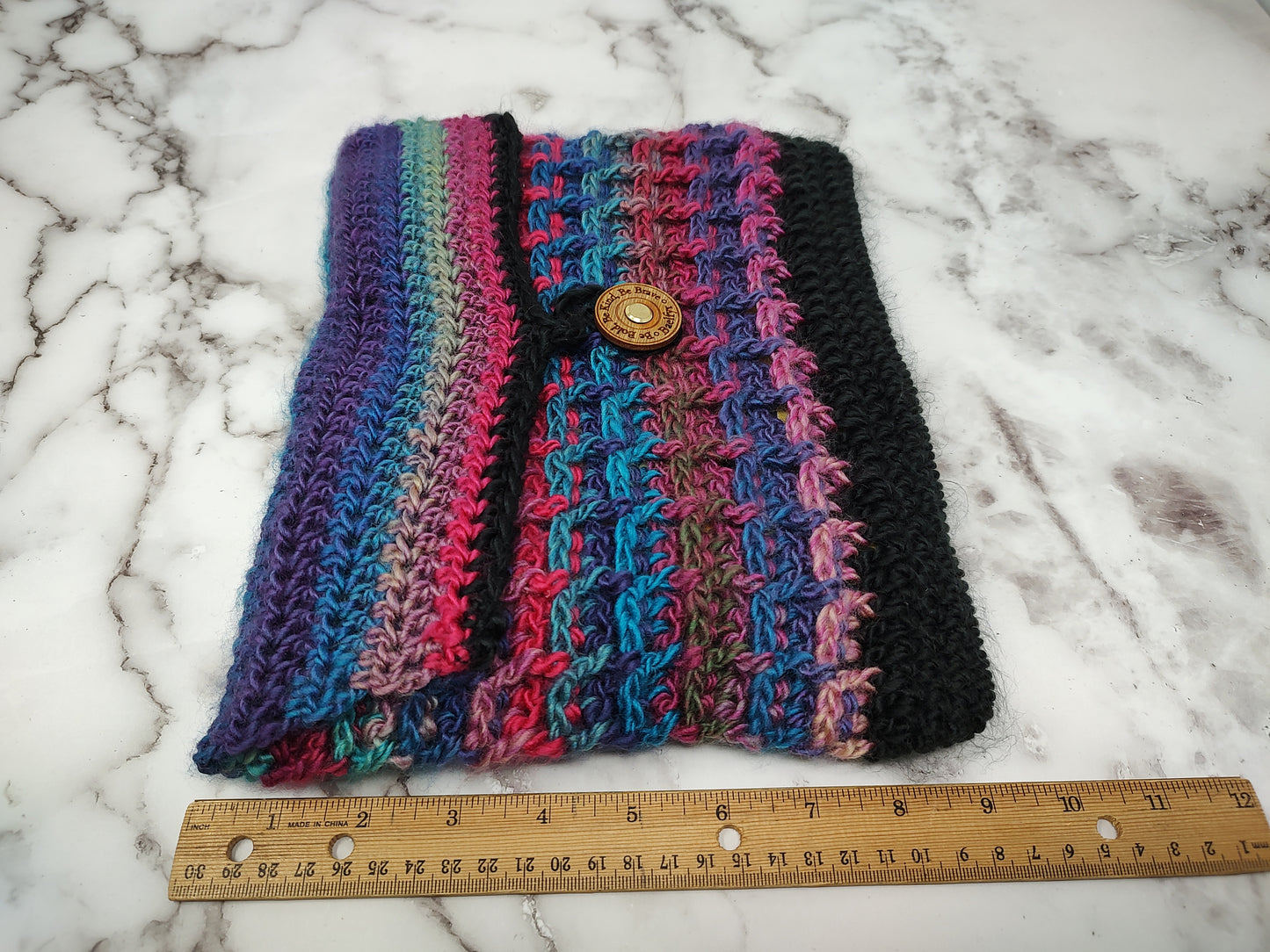 Horizontal Variegated & Black Waffle Stitch Crochet Book Sleeve