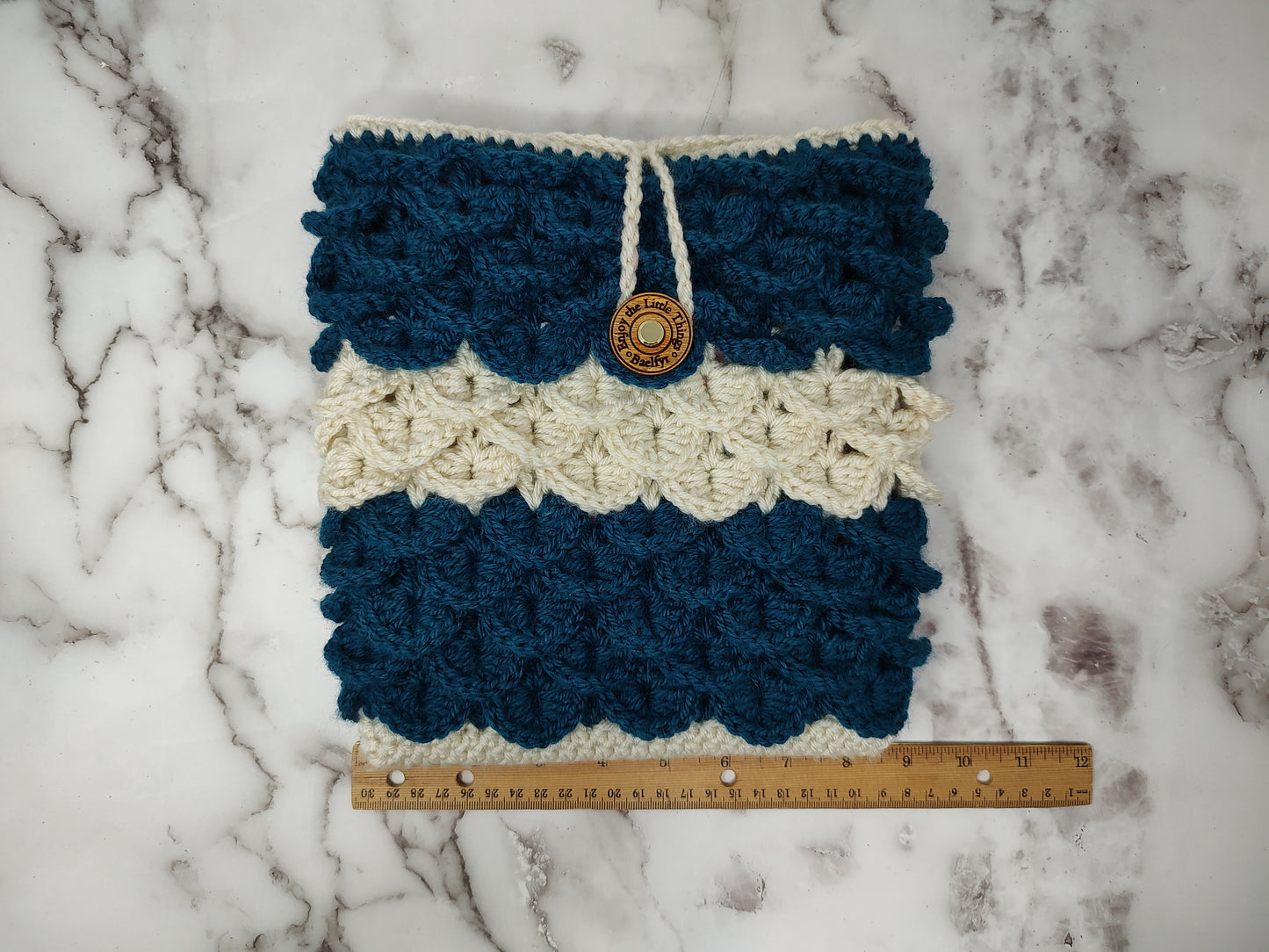 Vertical Blue and White Crocodile Stitch Crochet Book Sleeve