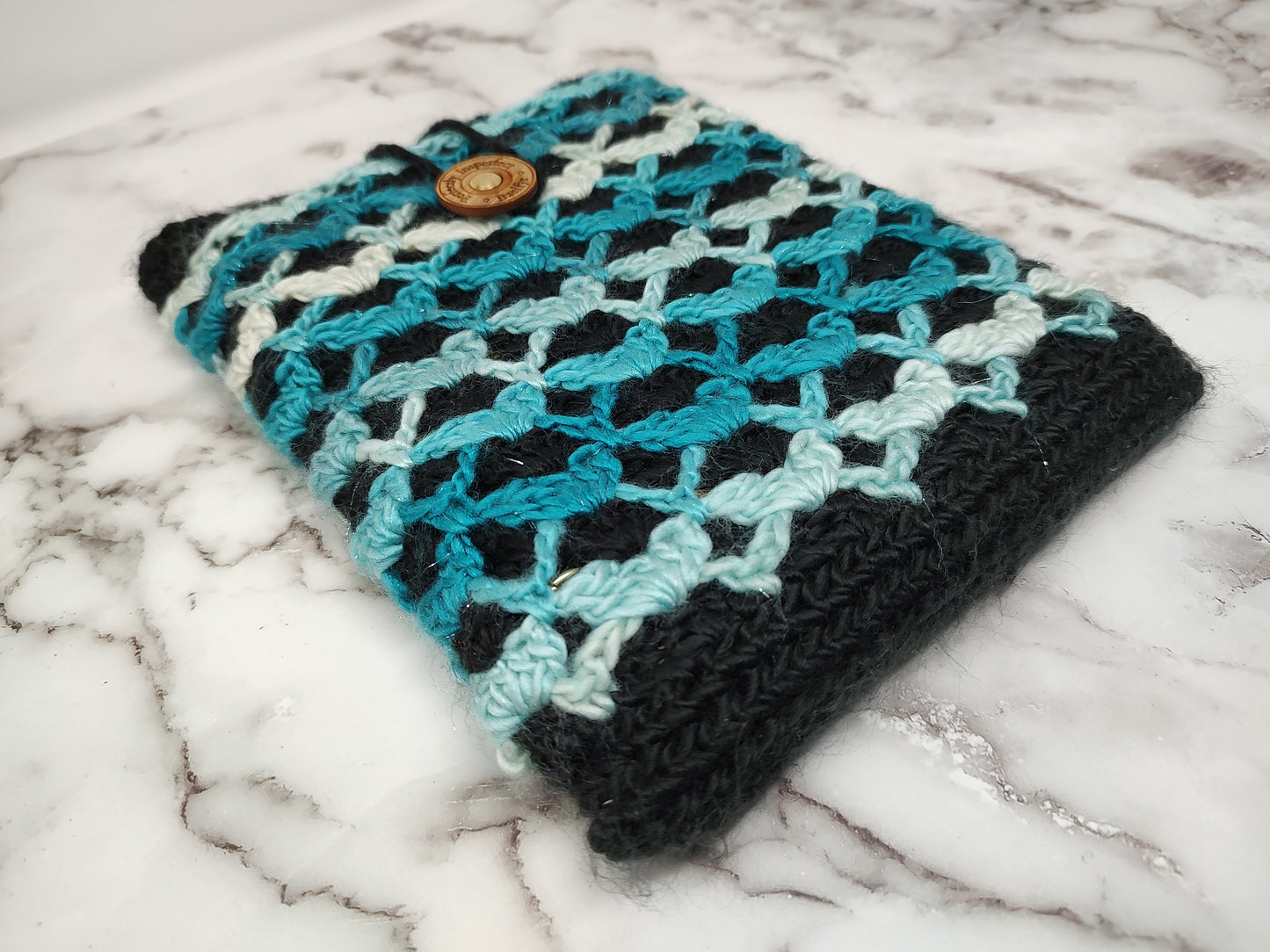 Vertical Blue and Black Shell Stitch Crochet Book Sleeve