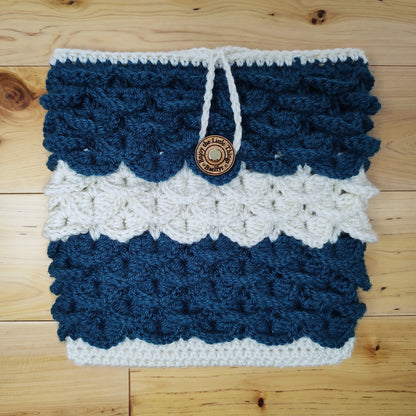 Crocodile Crochet Book Sleeve
